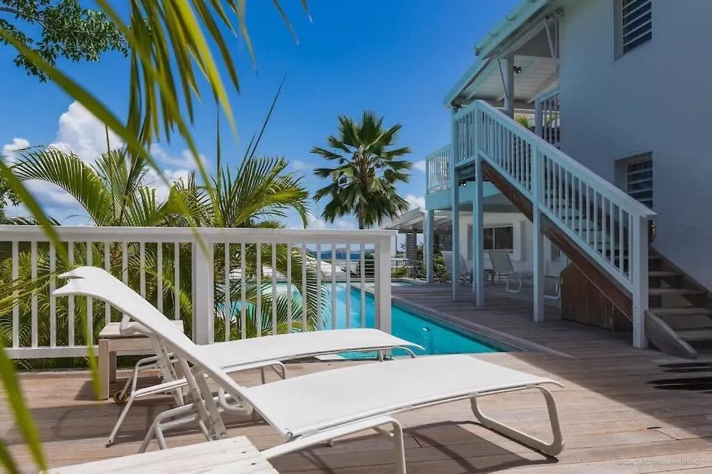 Fresh Summer Villa with Superb View of the Hills Quartier de Lorient 0*,